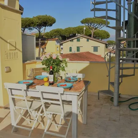 شقة Modern Townhouse In Tuscany By The Sea