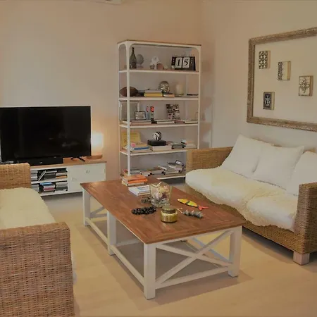 Modern Townhouse In Tuscany By The Sea * Лидо-ди-Камайоре