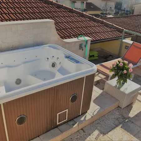 Modern Townhouse In Tuscany By The Sea * ليدو دي كامايوري